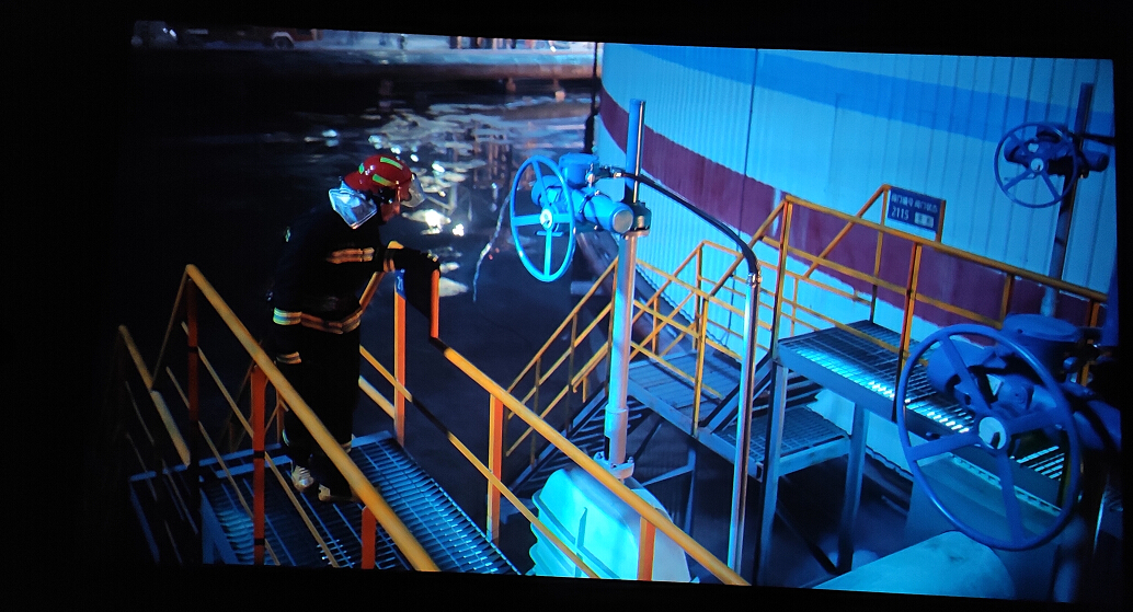 《烈火英雄》中江立偉要關(guān)的閥門(mén)是電動(dòng)球閥嗎？