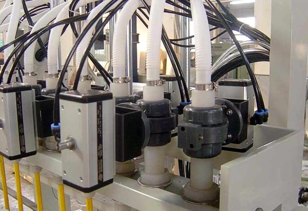 OMAL歐瑪爾PVC球閥在食品工業(yè)、化學(xué)制劑等領(lǐng)域的應(yīng)用