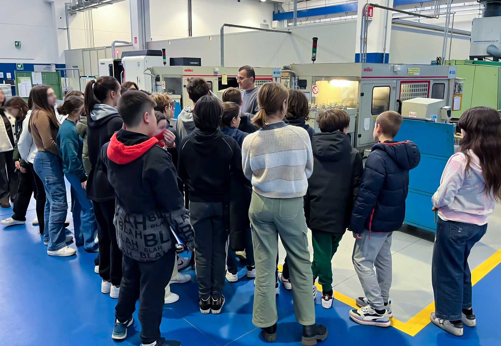 【工廠日】當地學生走進意大利OMAL閥門執(zhí)行器生產車間